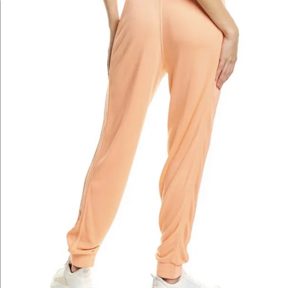 NWT Free People Back Into It Jogger Neon Peach XS/S - Picture 2 of 12